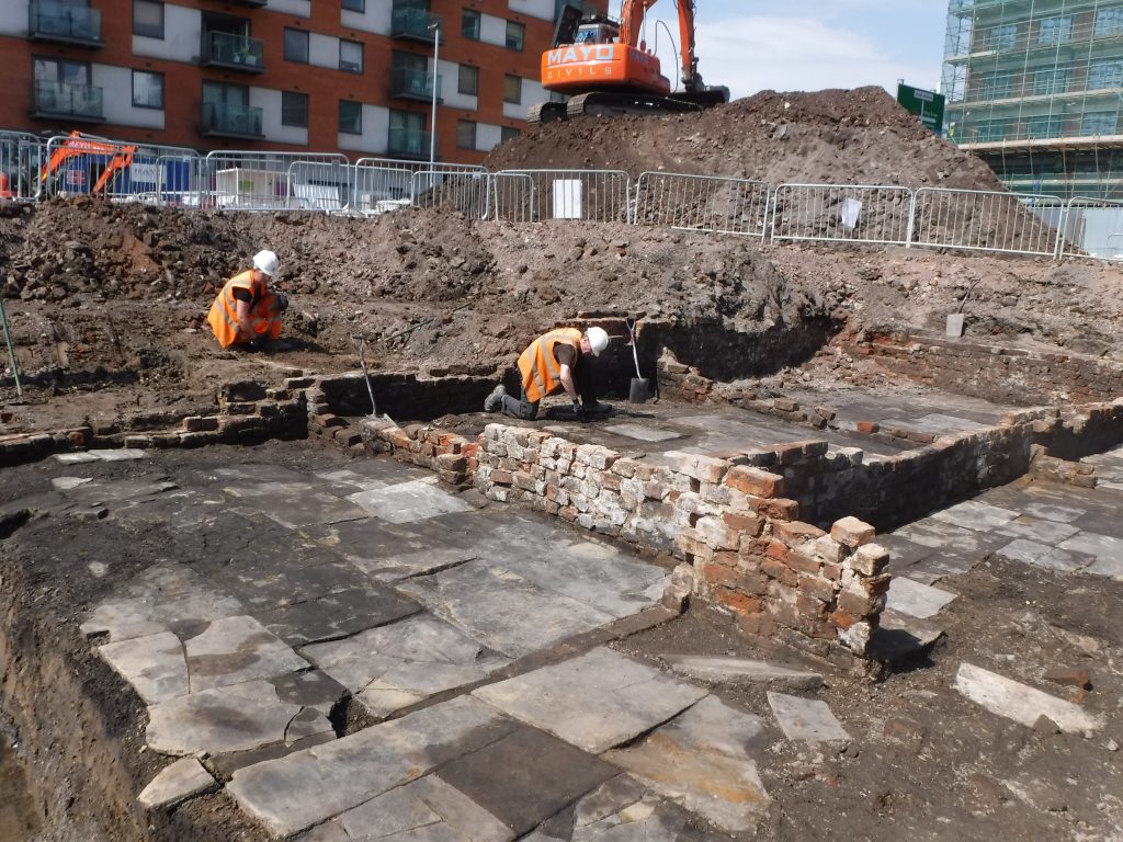 Excavating Hatter Street © ARS Ltd